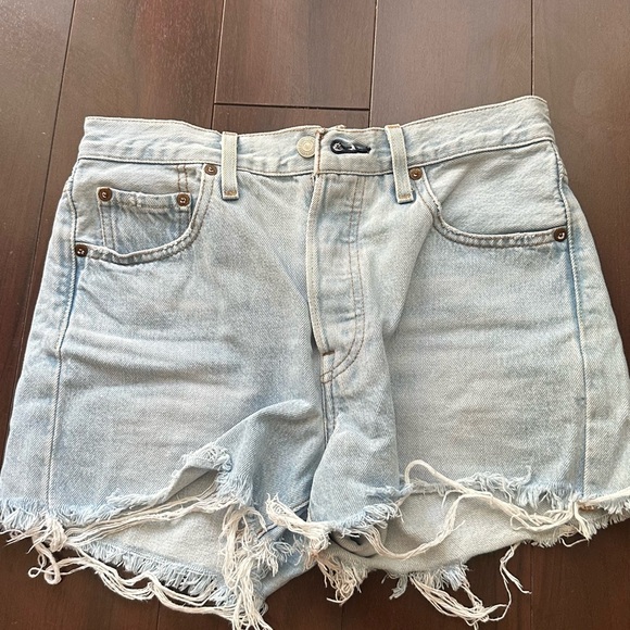 Short - Picture 1 of 6